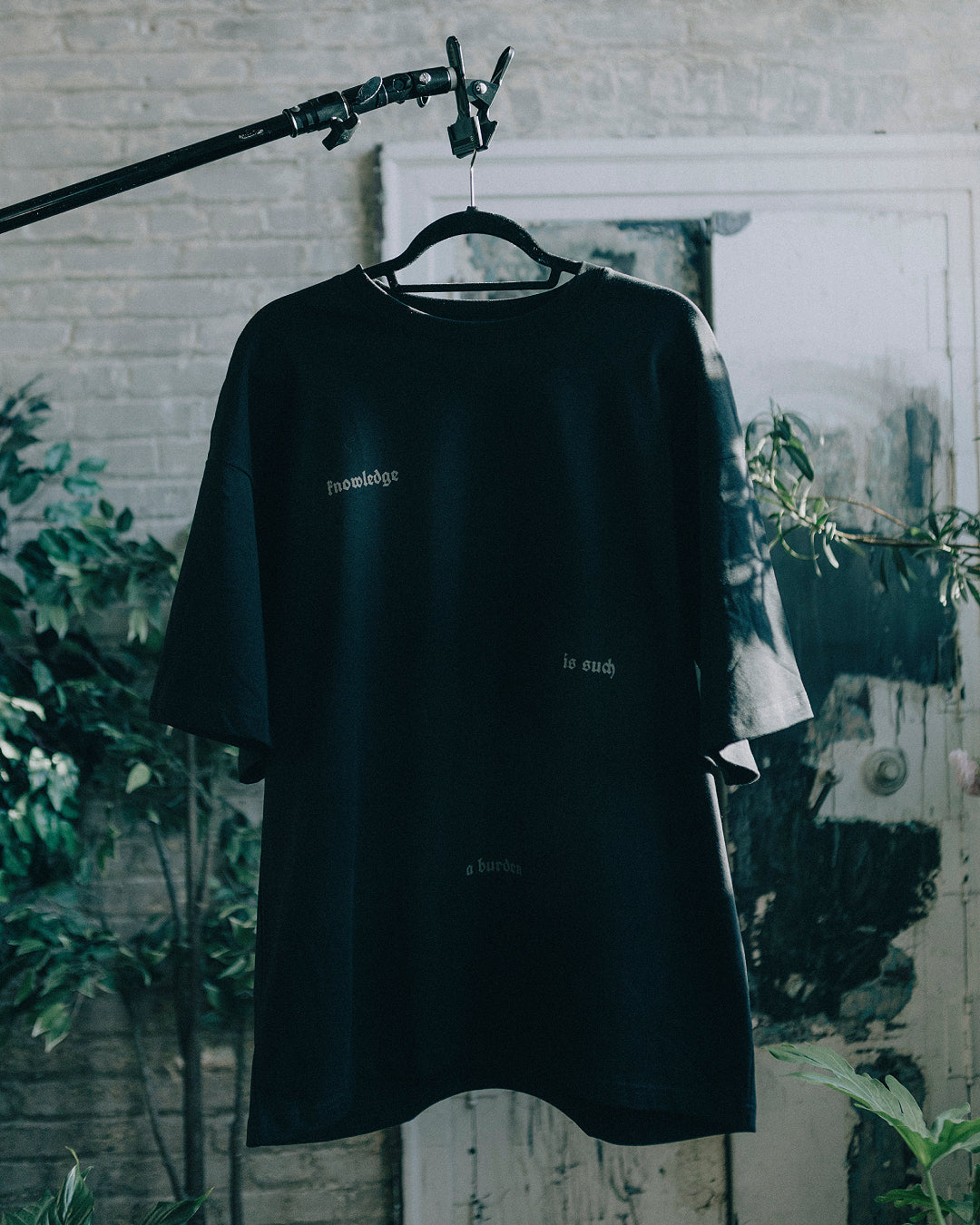 BURDEN TEE