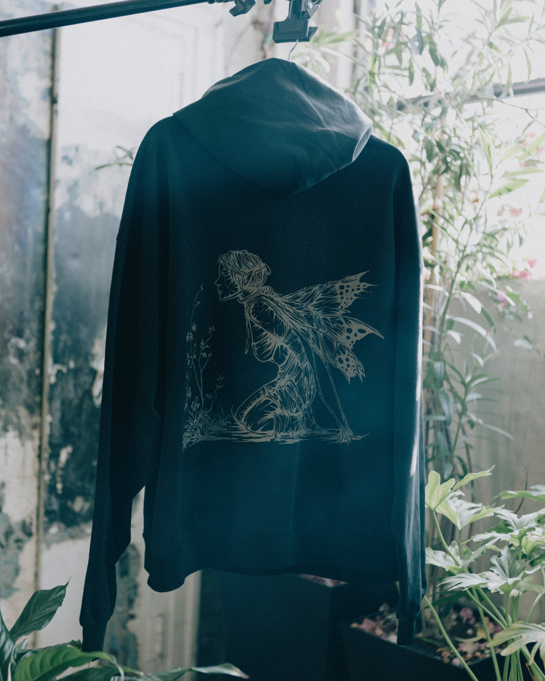 CRY HAVOC HOODIE